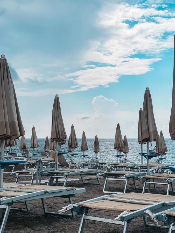 Maresuite Albissola Marina Kültér fotó